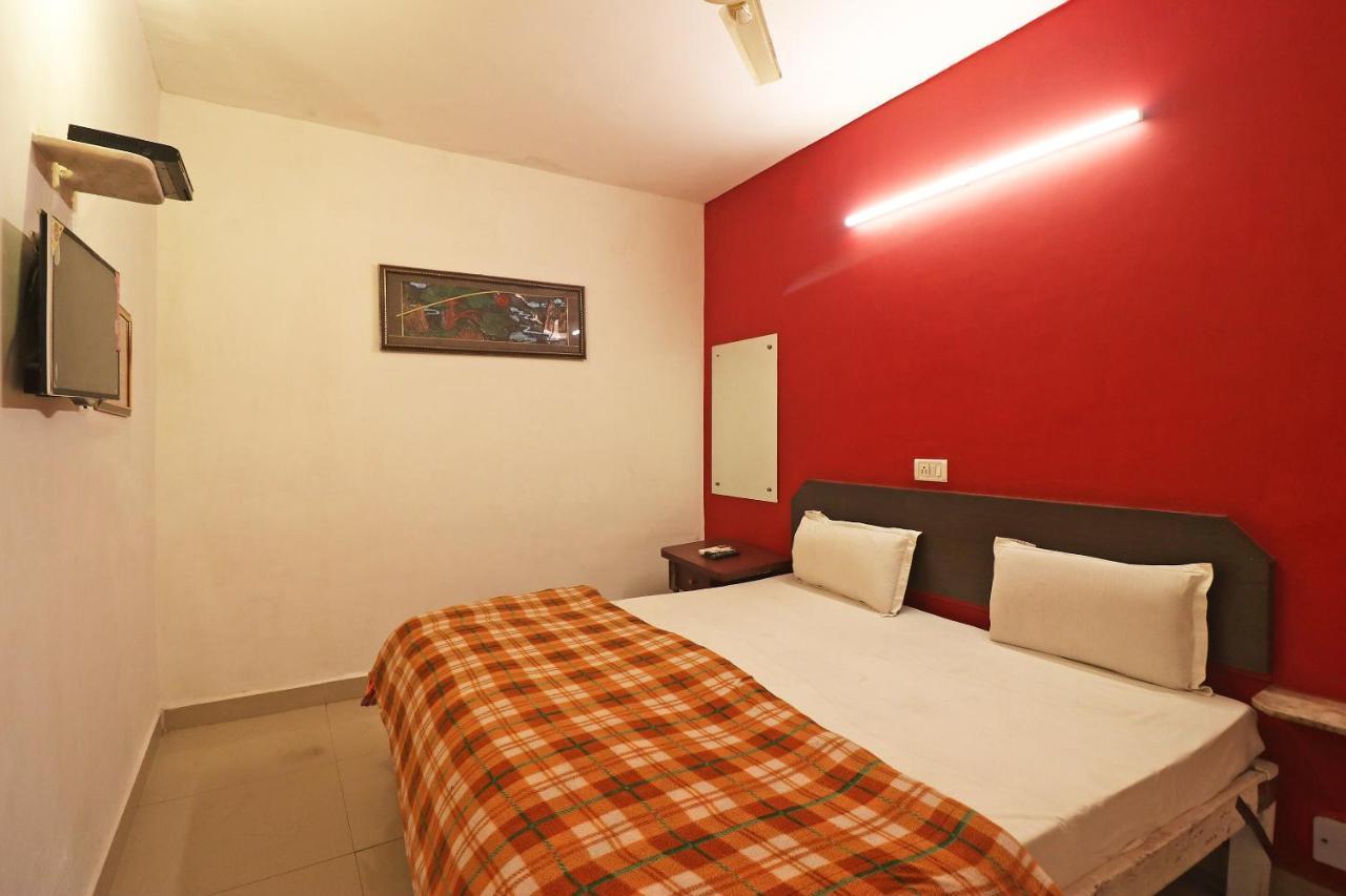 Spot On 48690 Hotel Host Agra  Kültér fotó