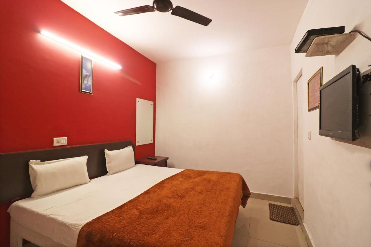 Spot On 48690 Hotel Host Agra  Kültér fotó