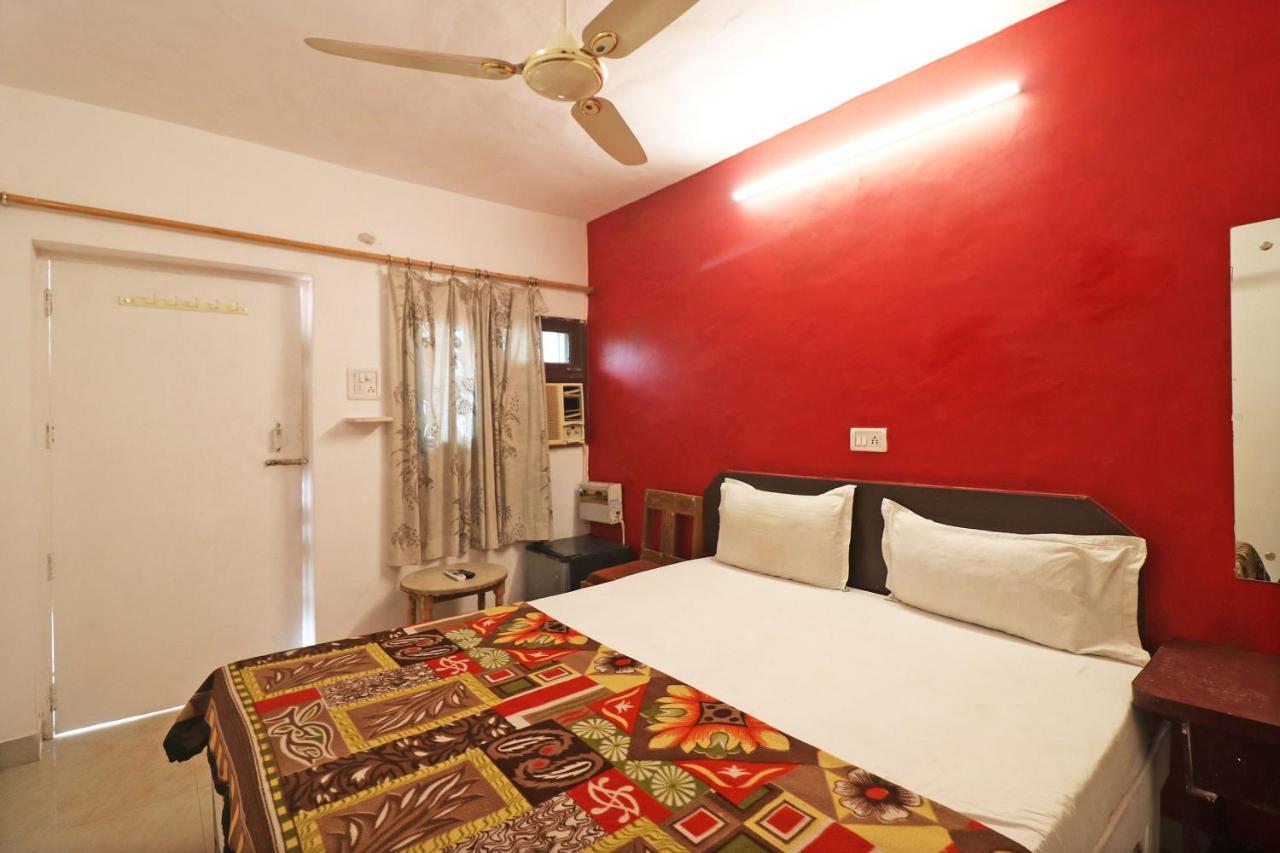 Spot On 48690 Hotel Host Agra  Kültér fotó