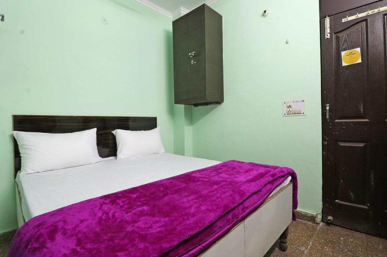 Spot On 48690 Hotel Host Agra  Kültér fotó
